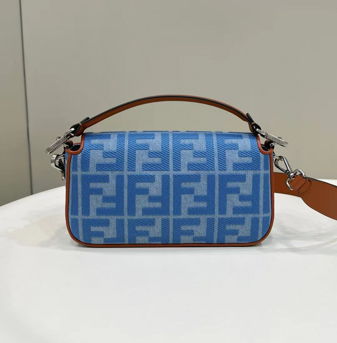 Fendi Baguette