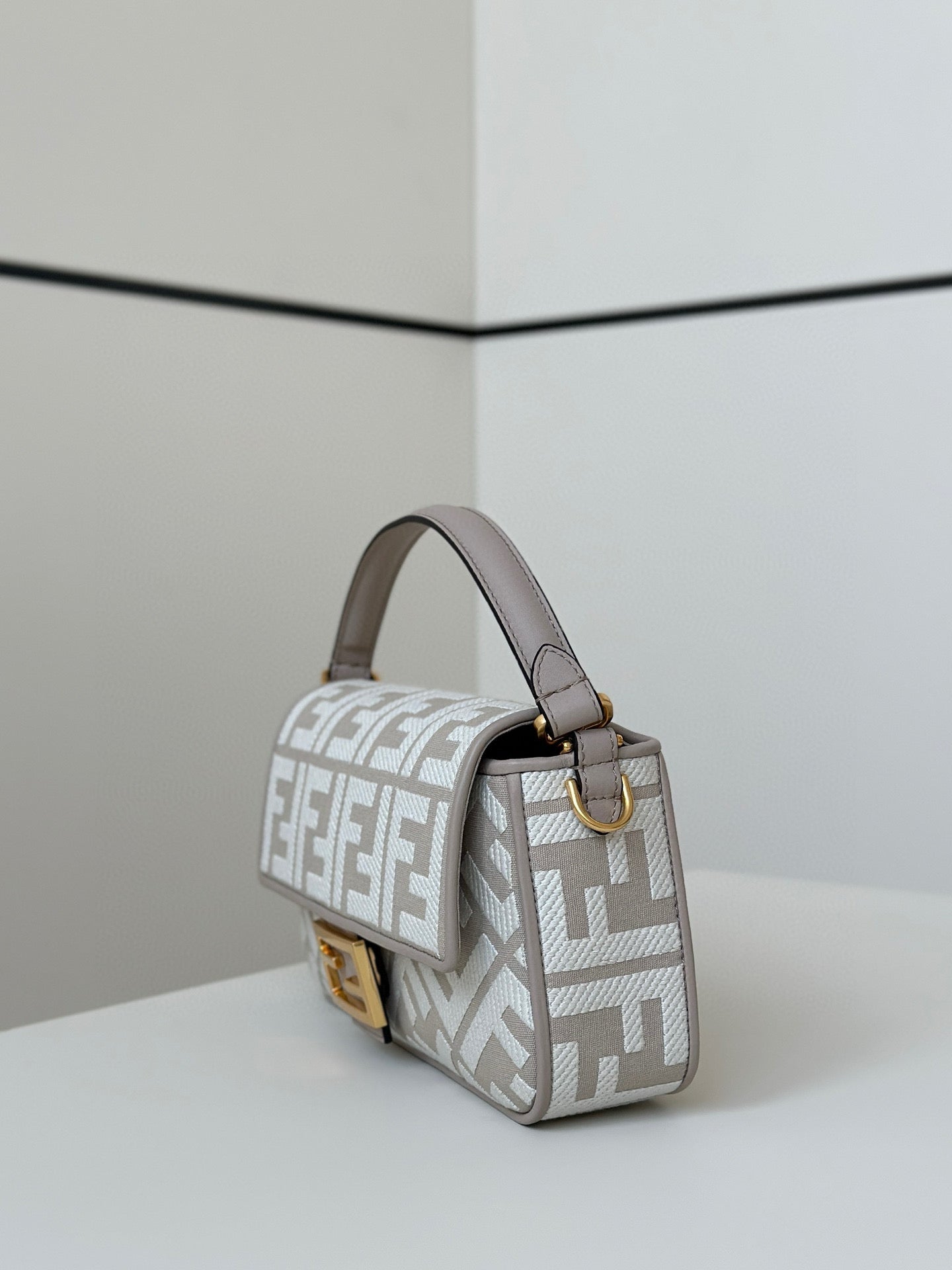 Fendi Baguette