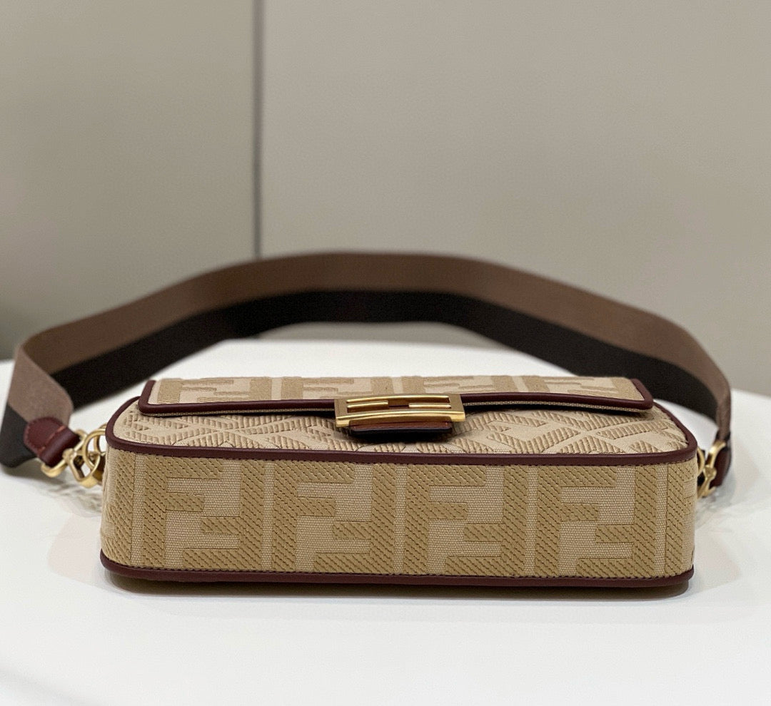 Fendi Baguette