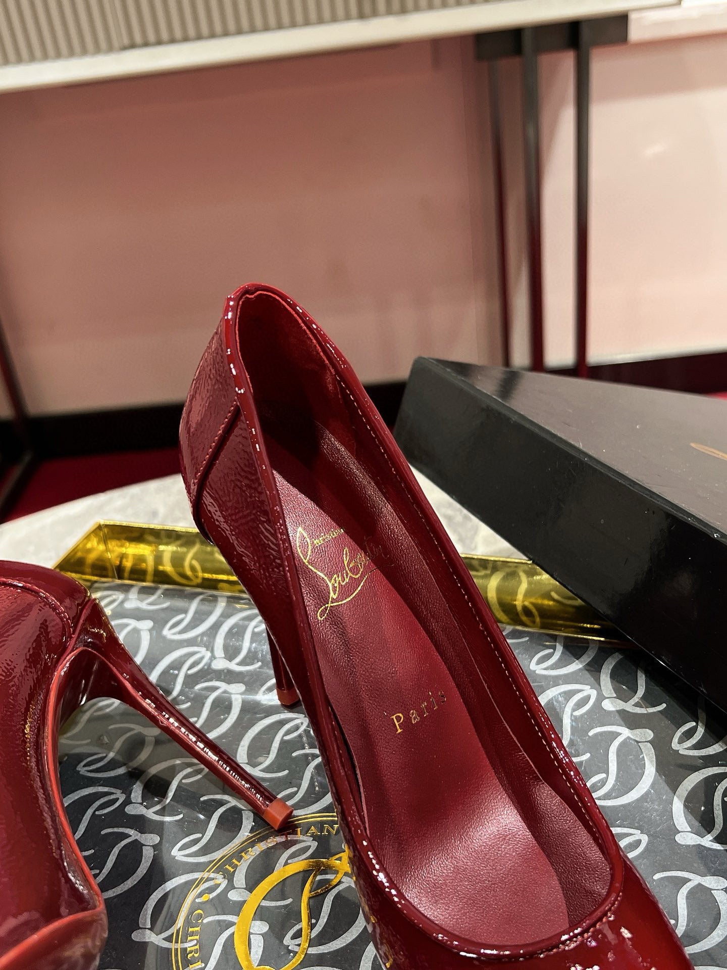 Christian Louboutin Kate