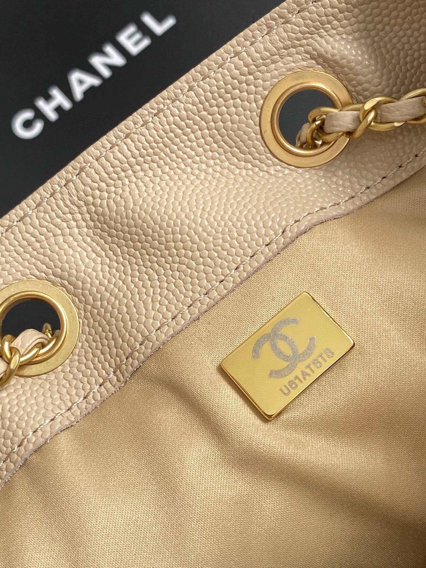 Large 25 Handbag