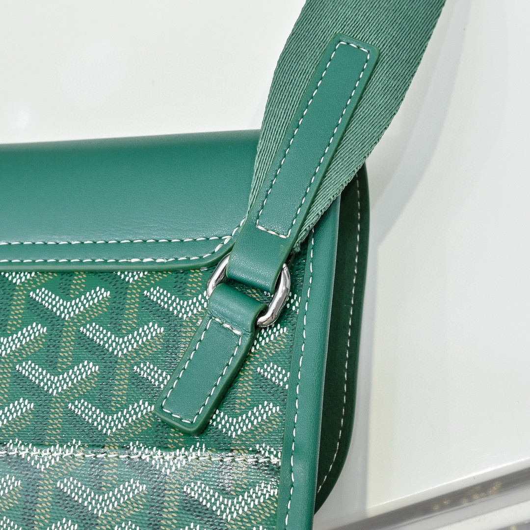 Gyrd Coursıer Messenger