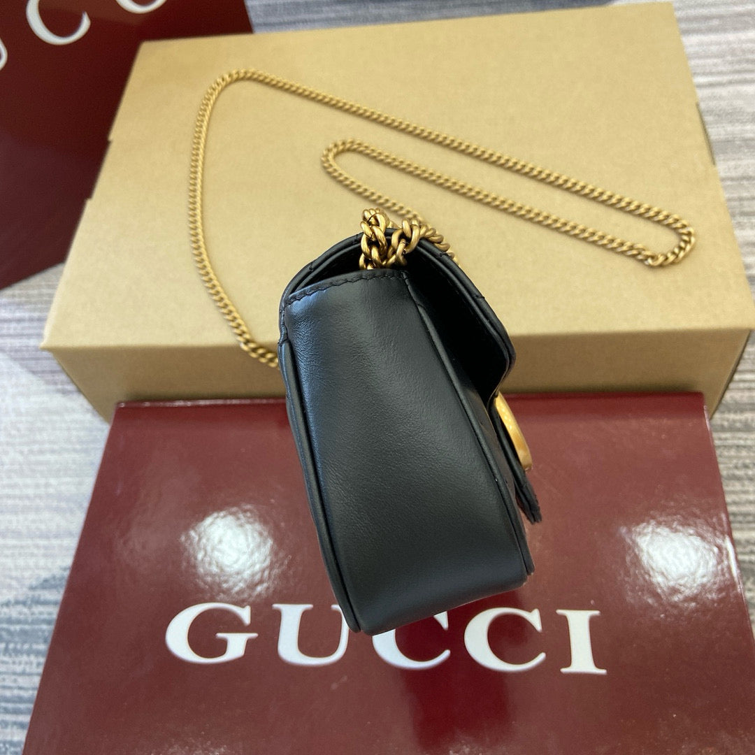 Gucci GG Marmont Super Mini
