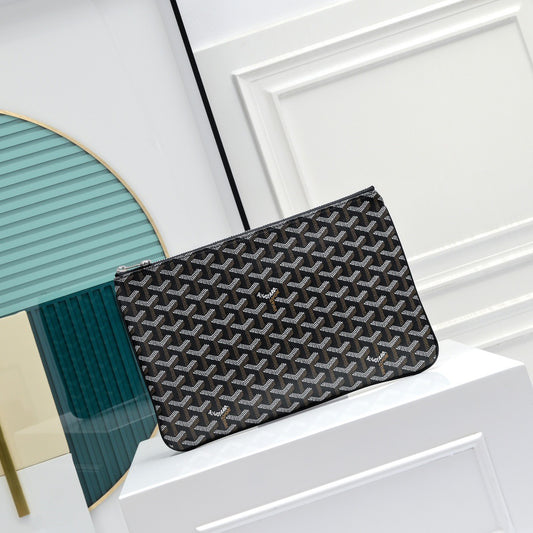 Senat Mm Pouch