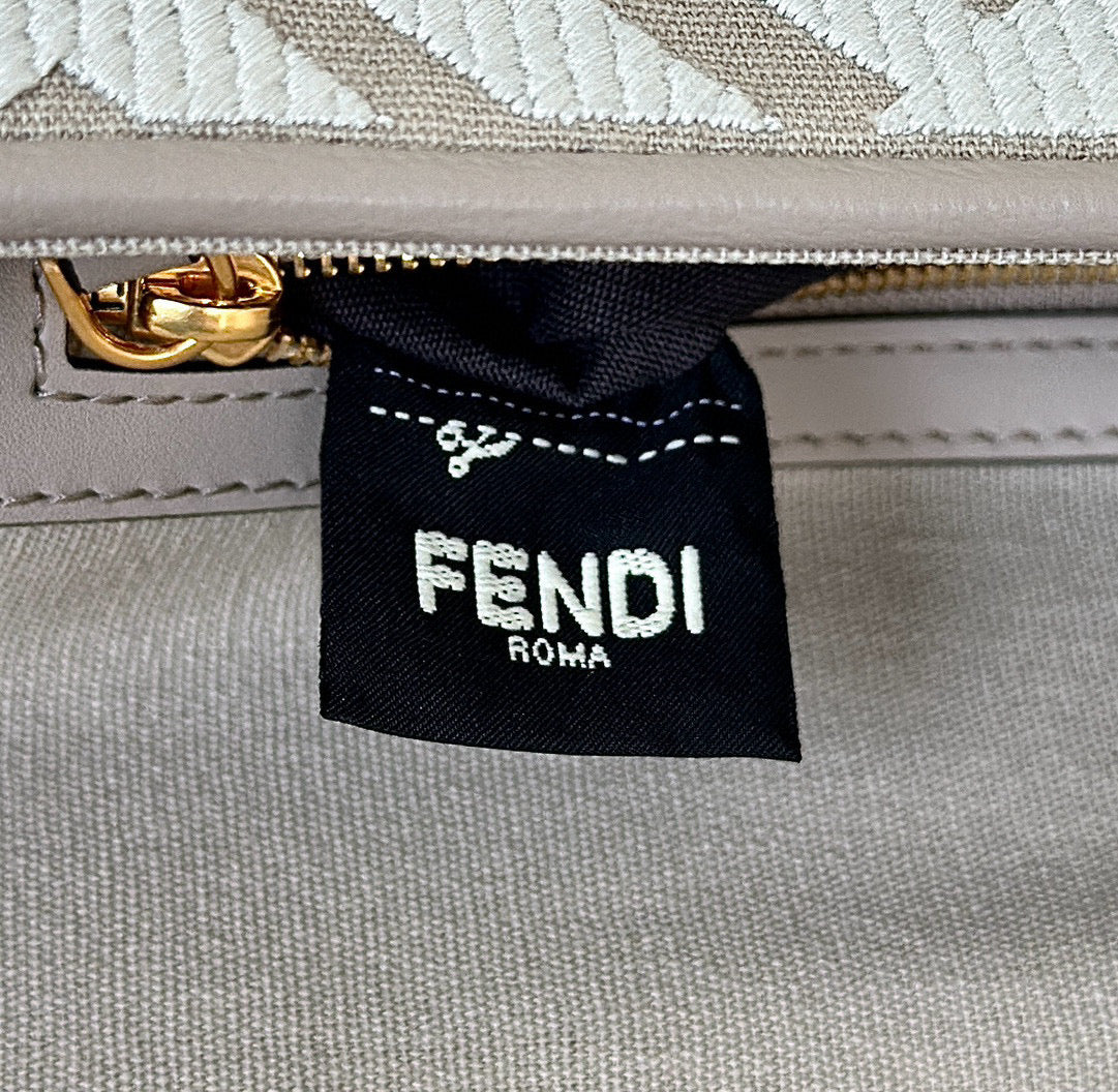 Fendi Baguette
