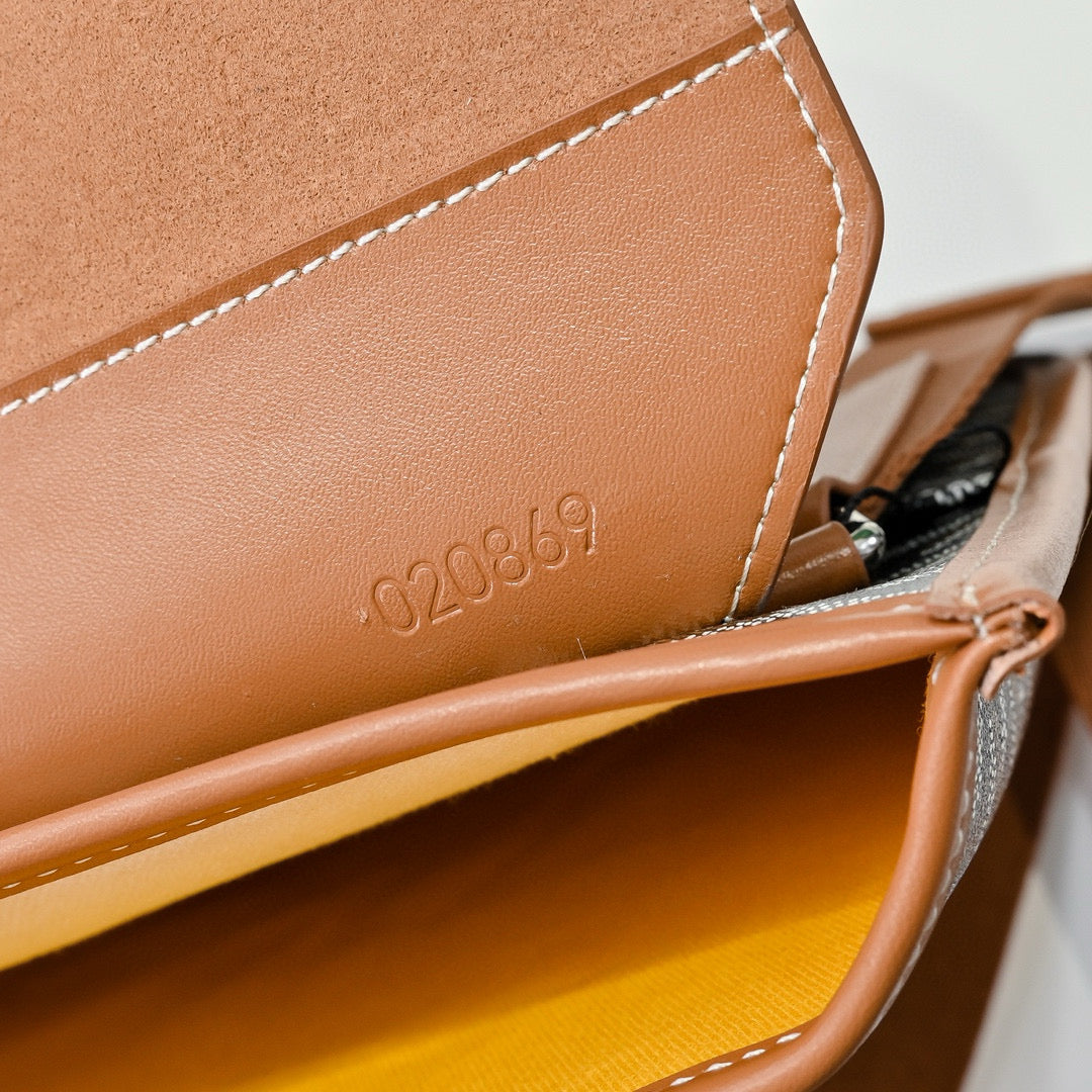 Gyrd Coursıer Messenger