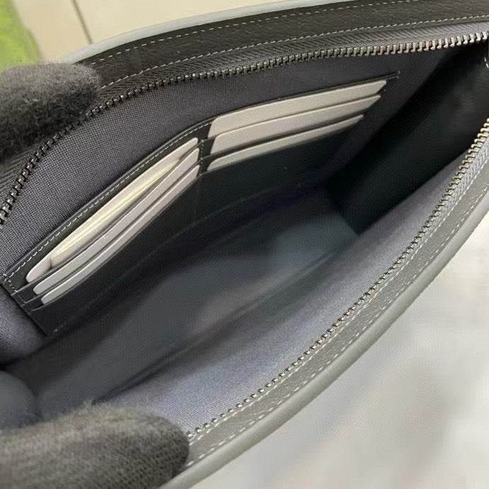 Gucci Bi Color Small Pouch