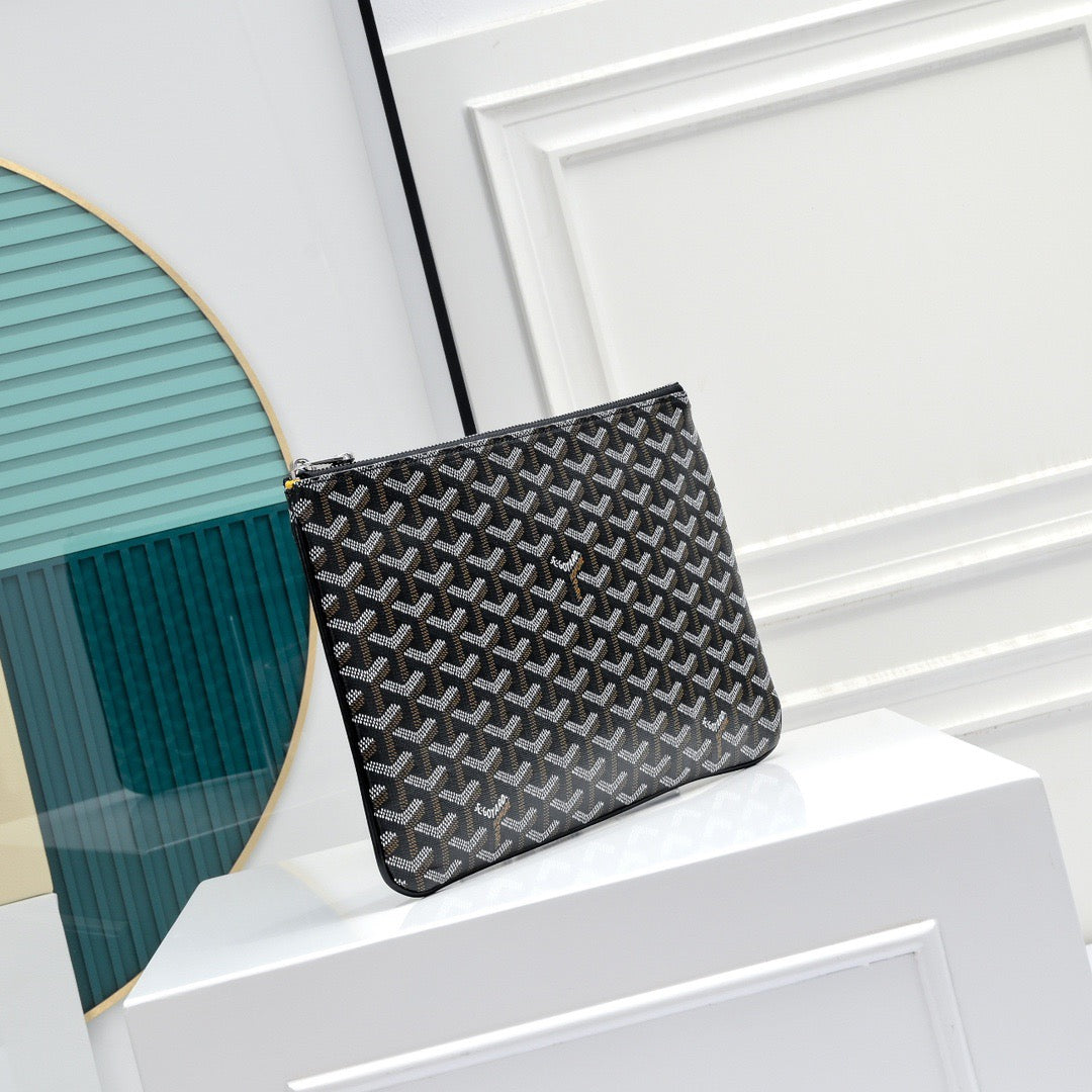 Senat Mm Pouch