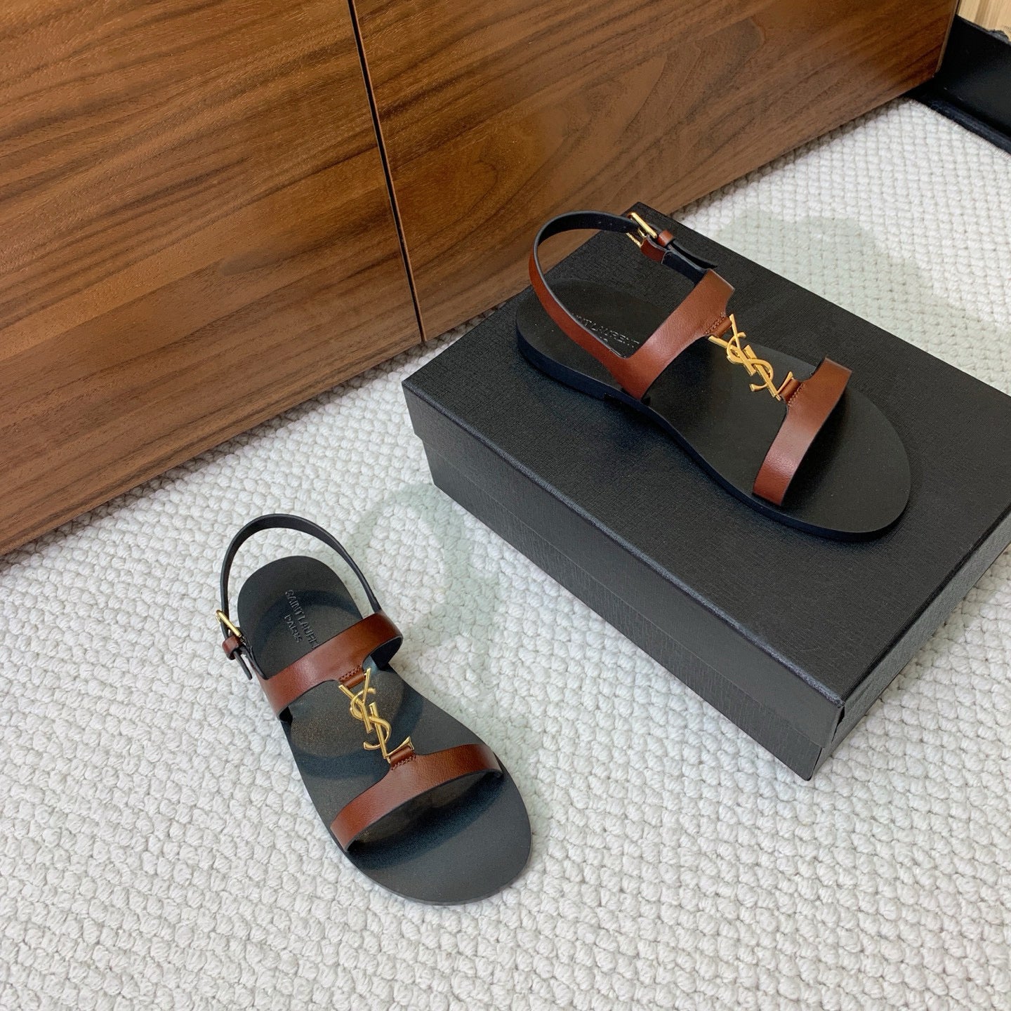 New Sandal