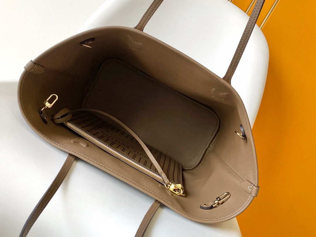 Louis Vuitton Neverfull Indside Out MM