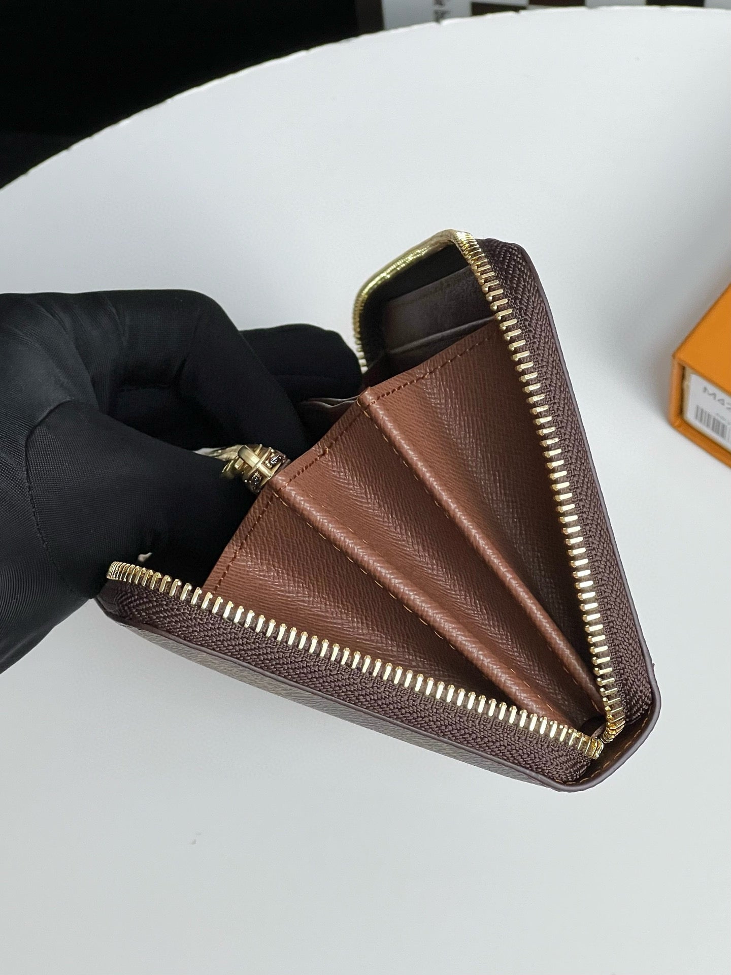 Louis Vuitton Zippy Wallet
