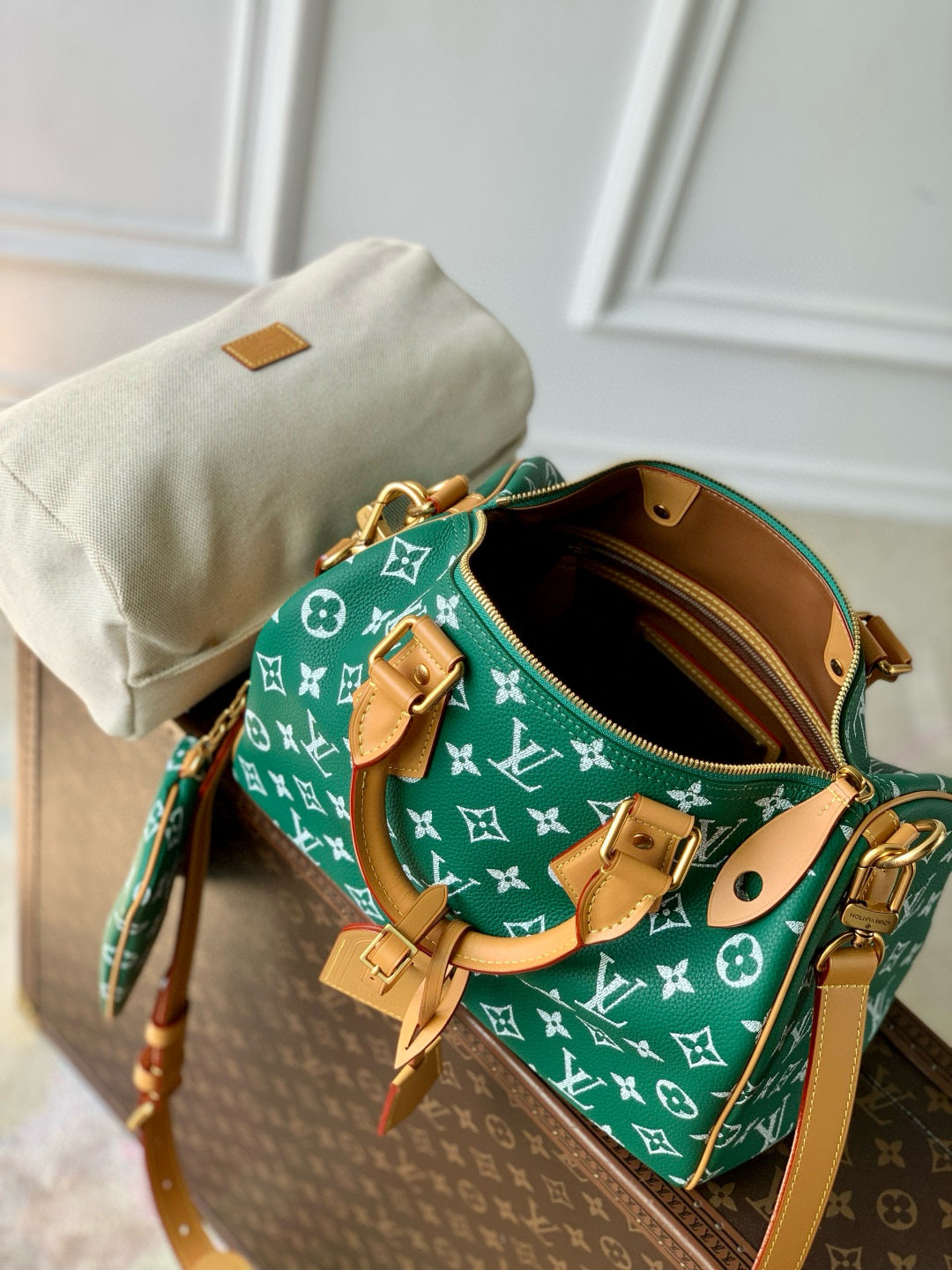 Louis Vuitton Speedy P9 Bandouliere  30