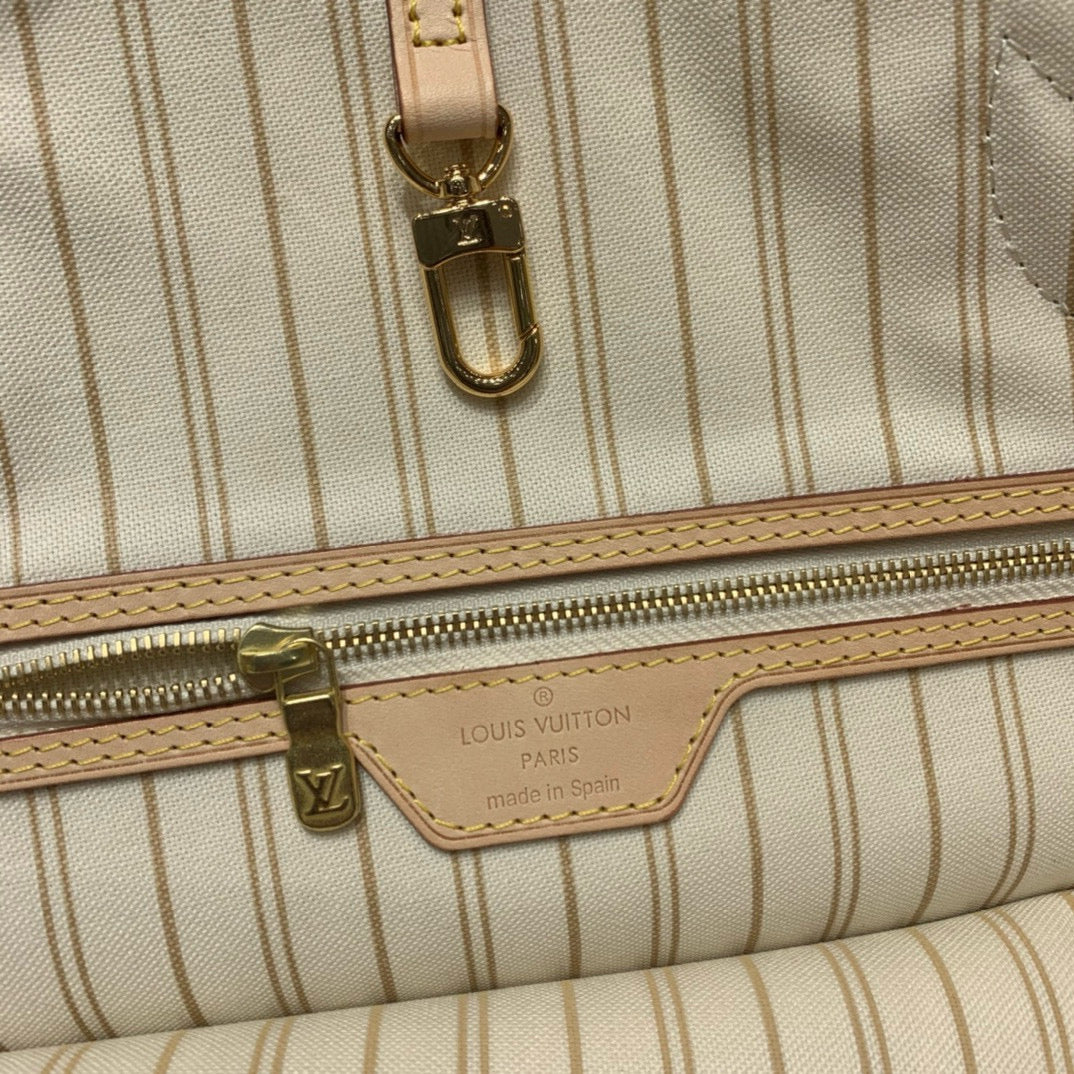 Louis Vuitton Neverfull MM