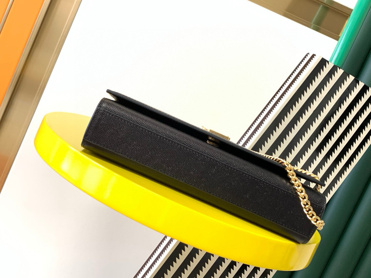 Yves Saint Laurent Kate Medium