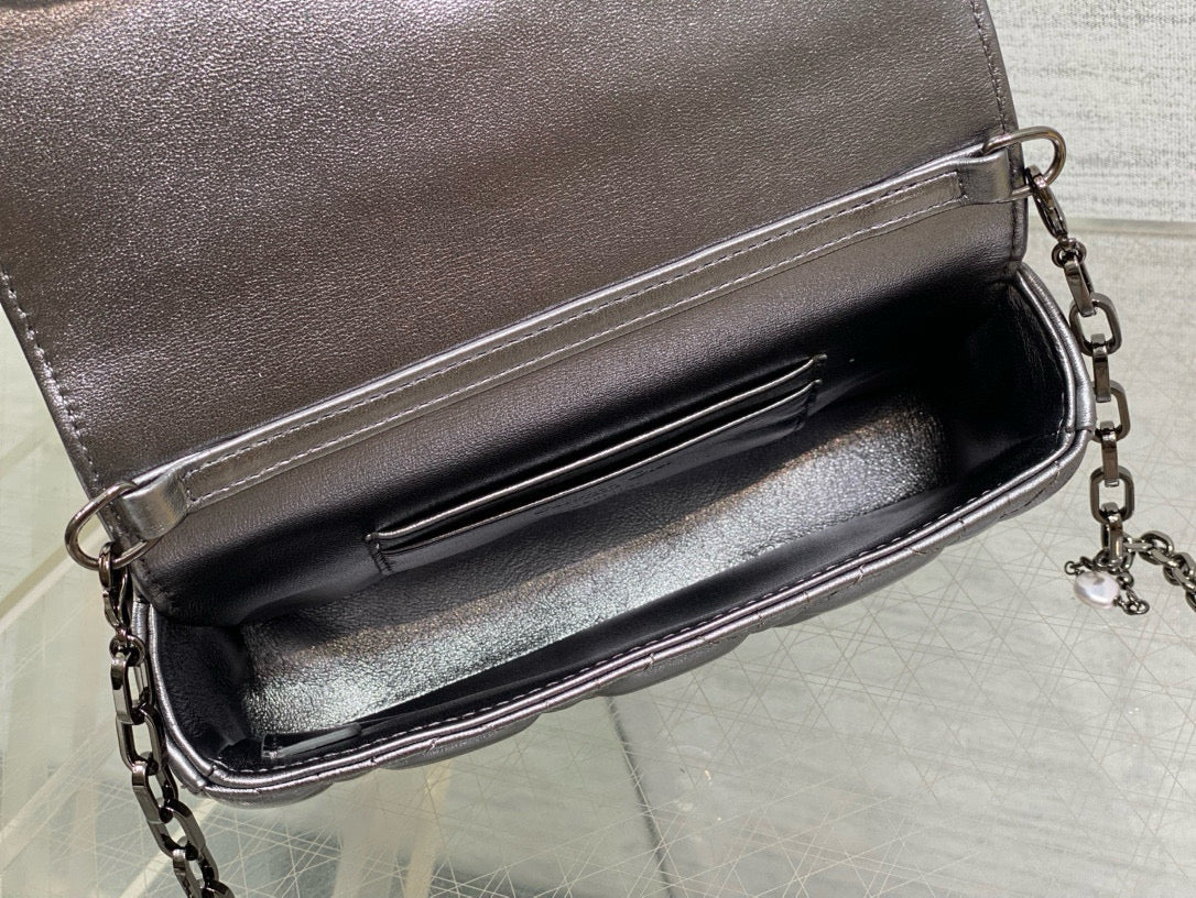 Talk Pouch Phone
