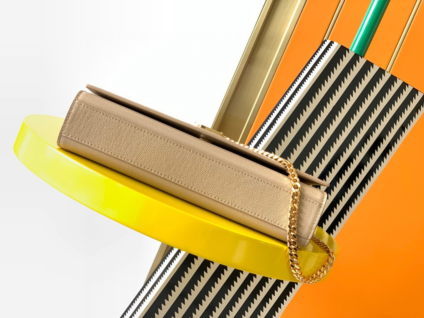 Yves Saint Laurent Kate Medium