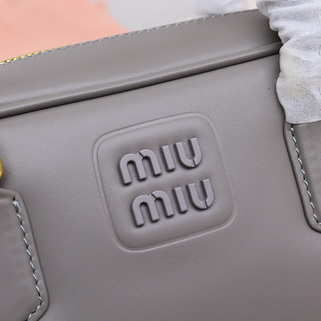 Miu Miu Arcadie