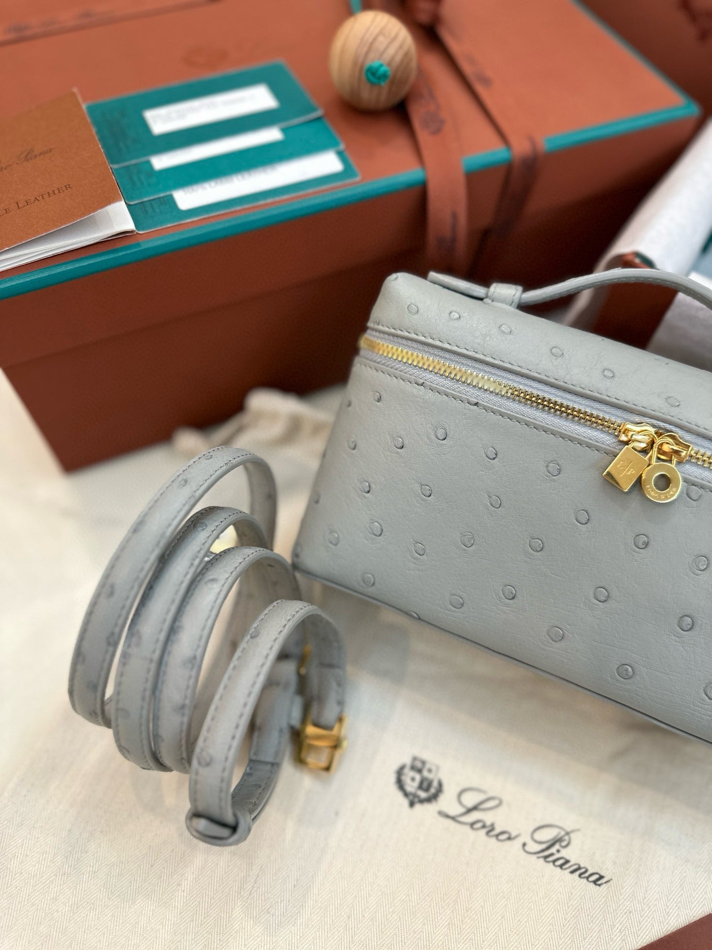 Loro Piana Extra Pocket L19 Ostrich