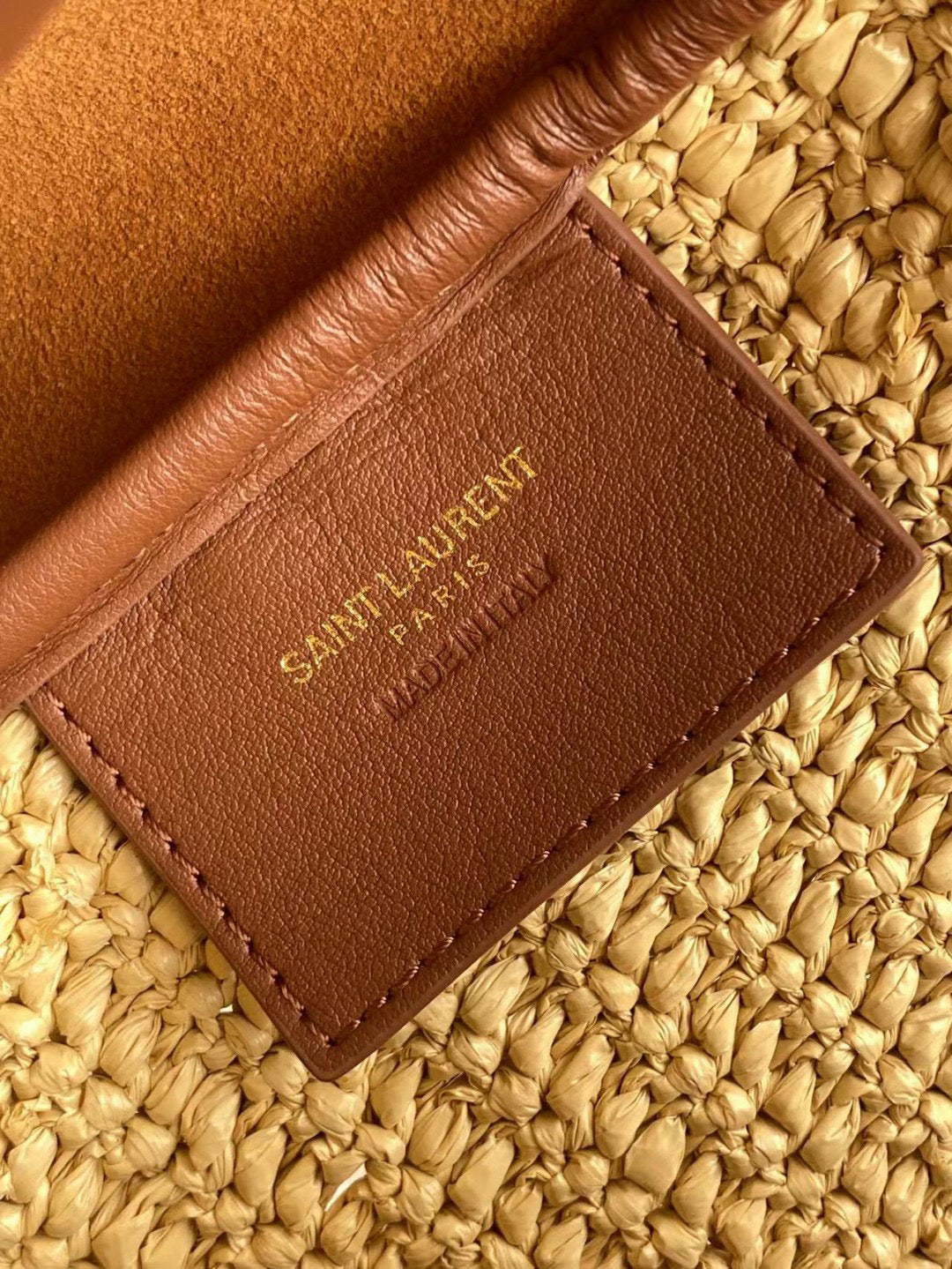 Yves Saint Laurent Le 5 A 7 Supple Small In Raffia