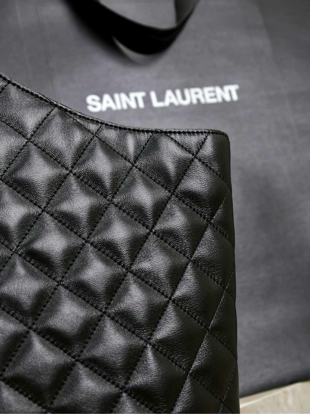 Yves Saint Laurent Icare