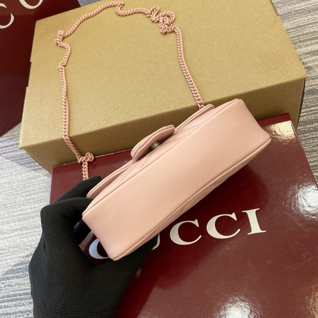 Gucci GG Marmont Super Mini