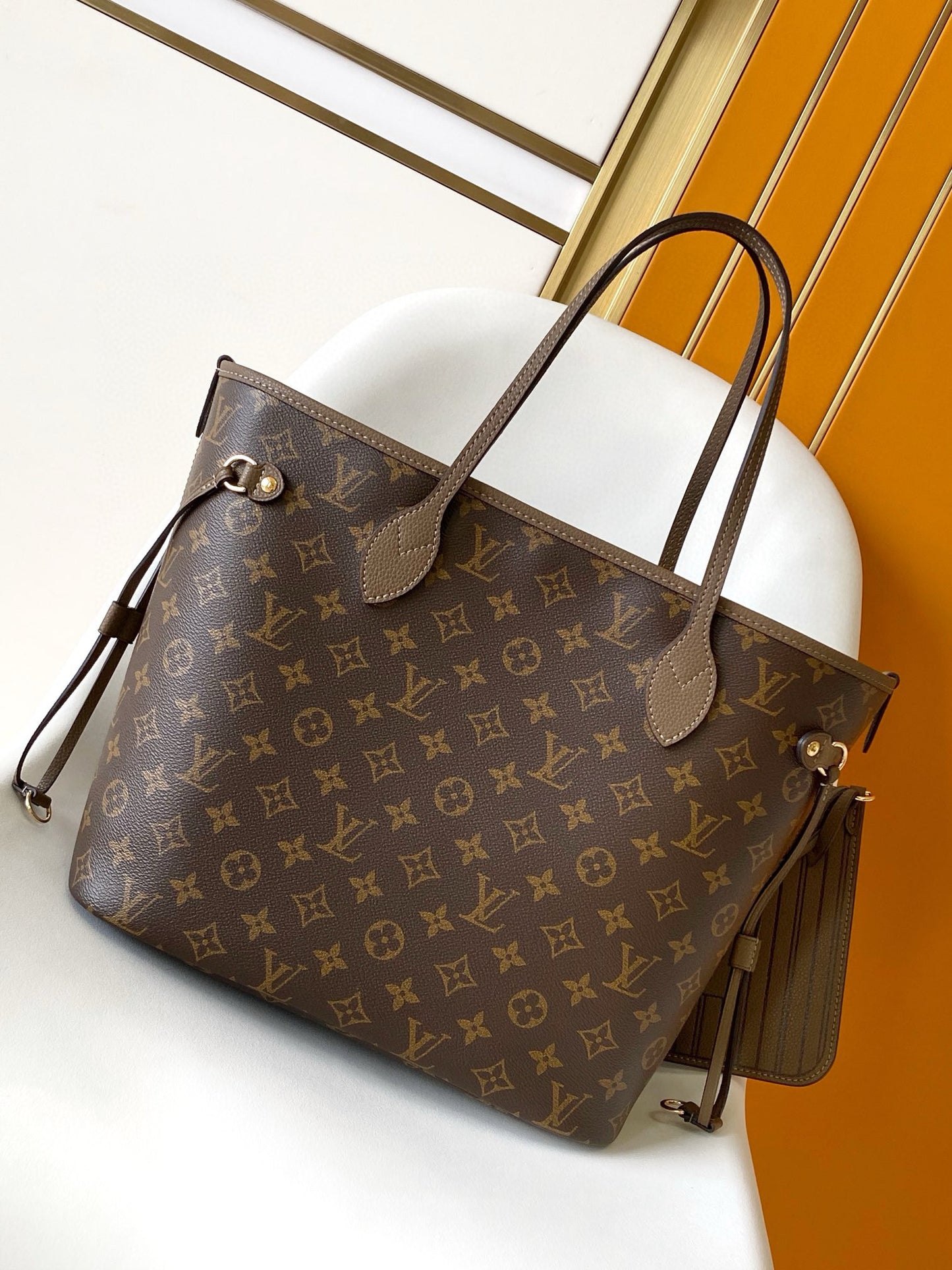 Louis Vuitton Neverfull Indside Out MM