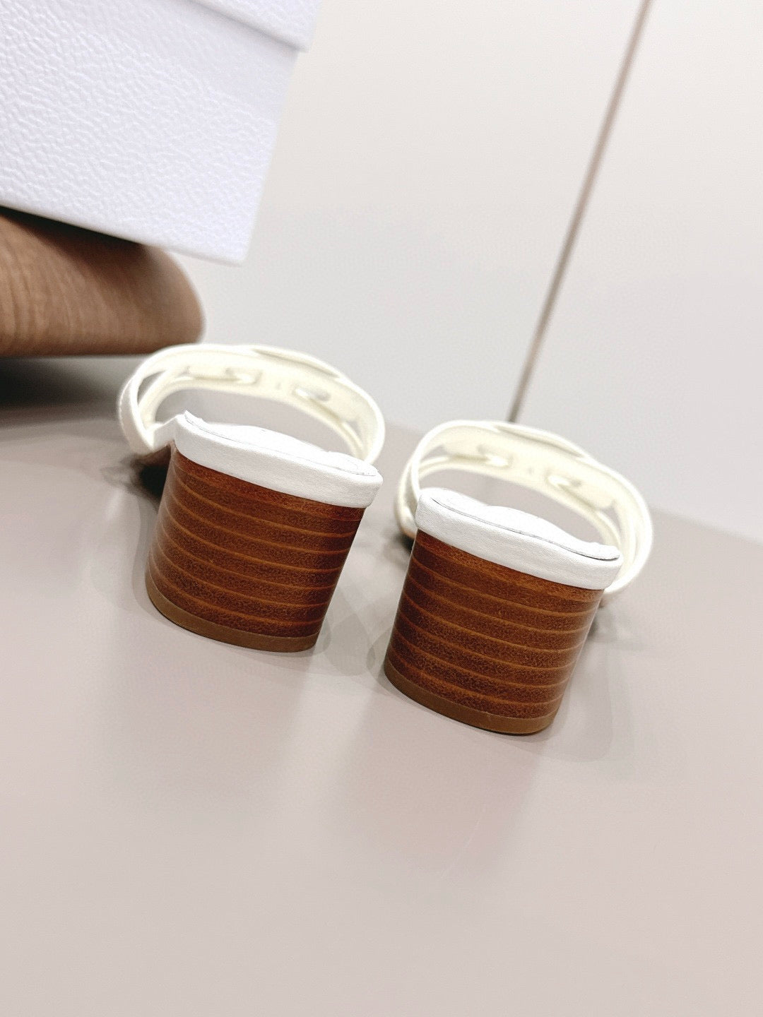 CD Slipper