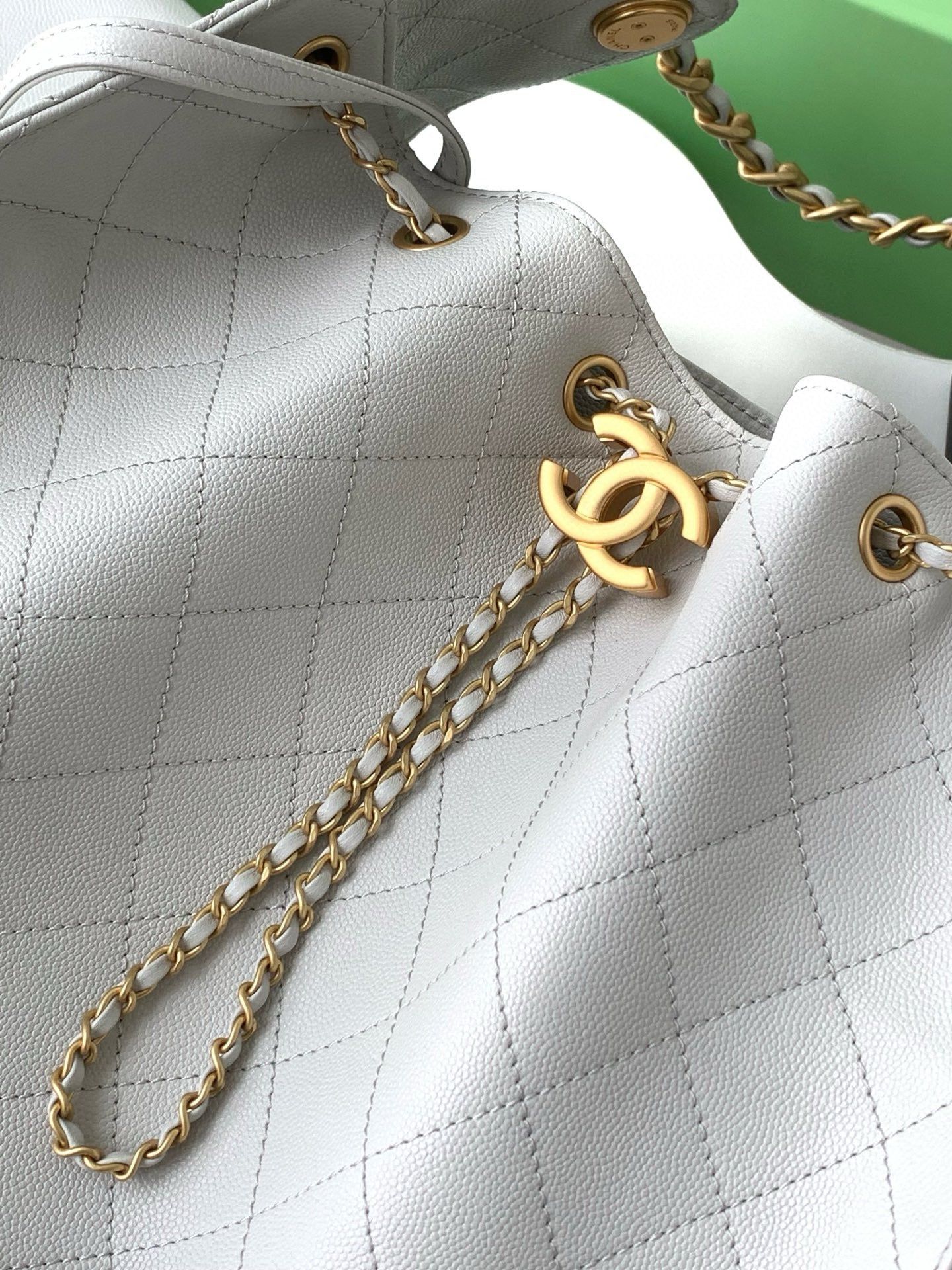 Large 25 Handbag
