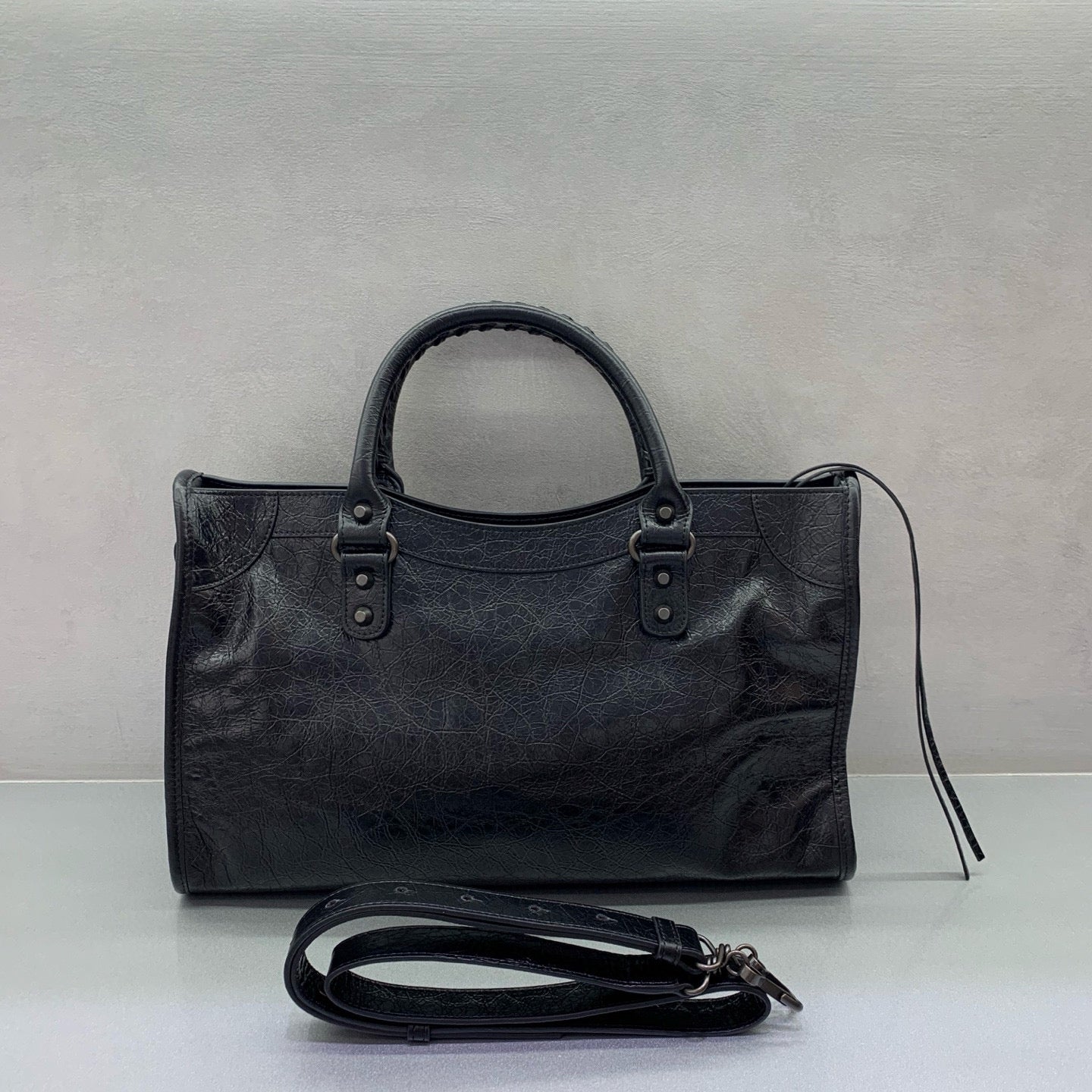 Blenciaga Le City Medium