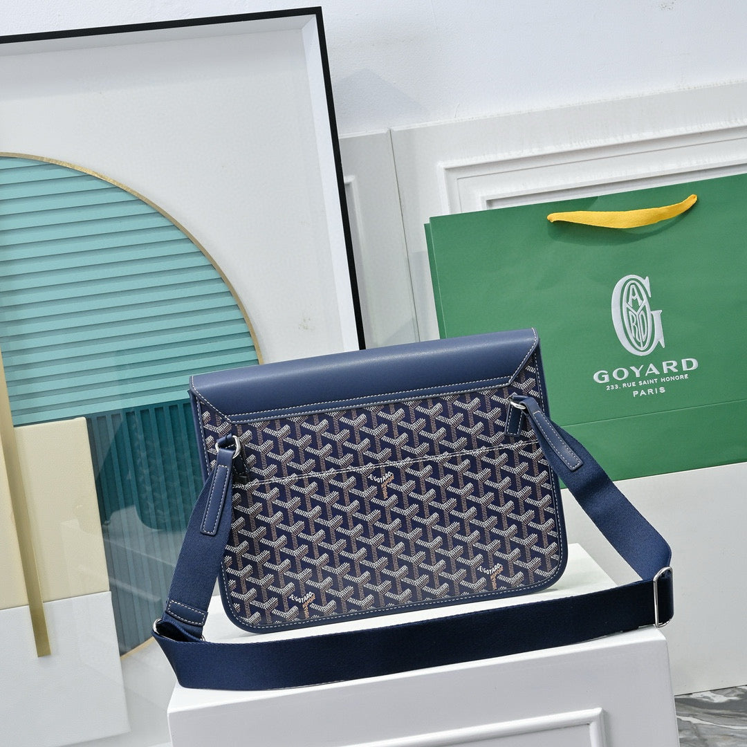 Gyrd Coursıer Messenger