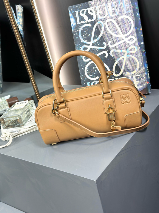 Loewe Amazon Cropped