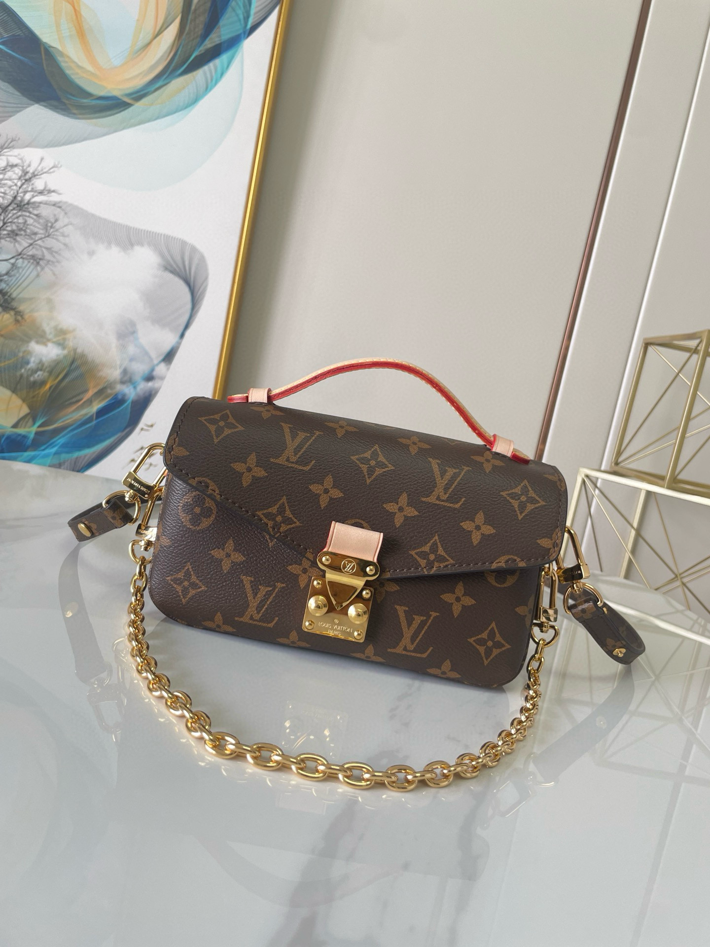 Louis Vuitton Pochette Metis East West