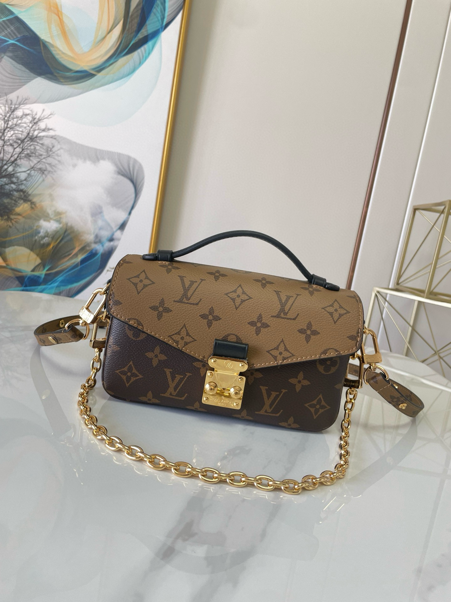 Louis Vuitton Pochette Metis East West