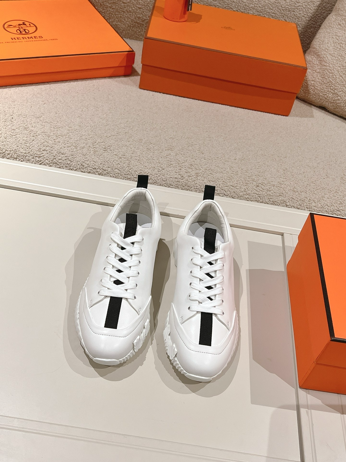 Hermes Sneaker