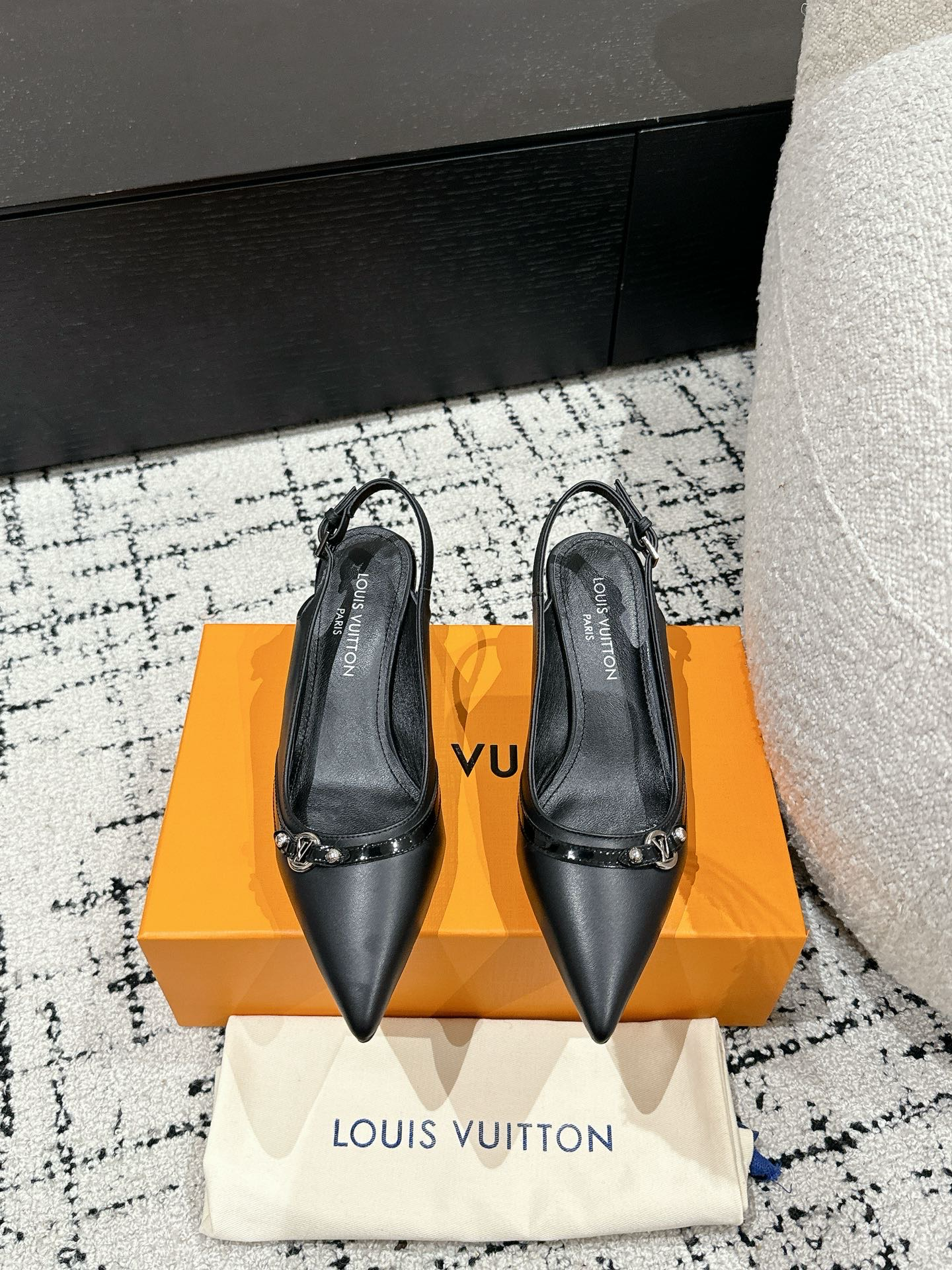 Louis Vuitton 6AM Slingback Pump