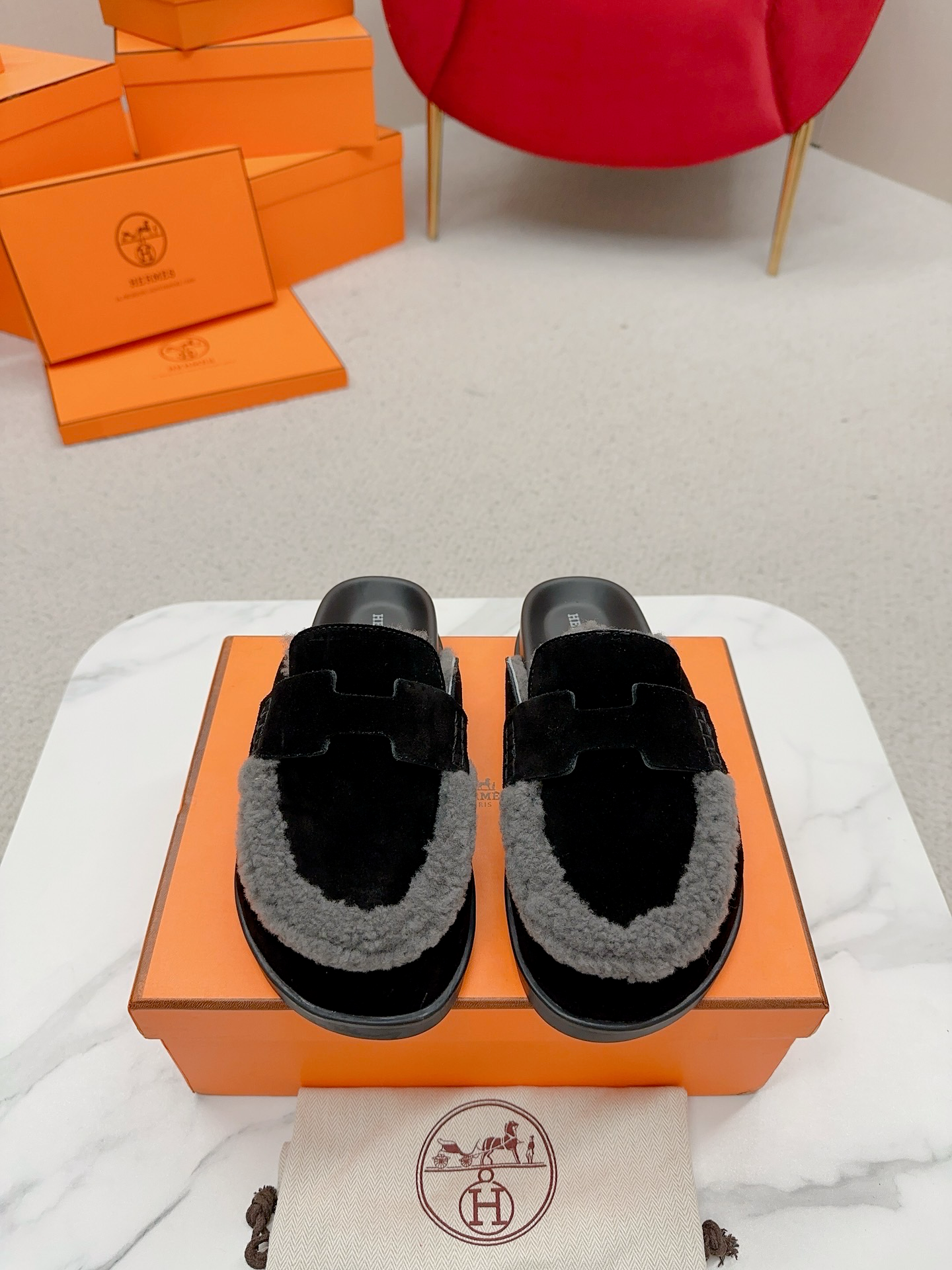 Hermes Slipper