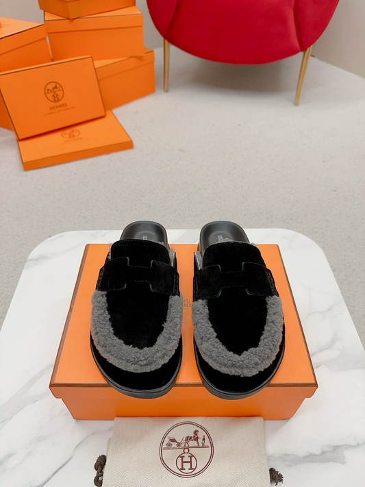 Hermes Slipper