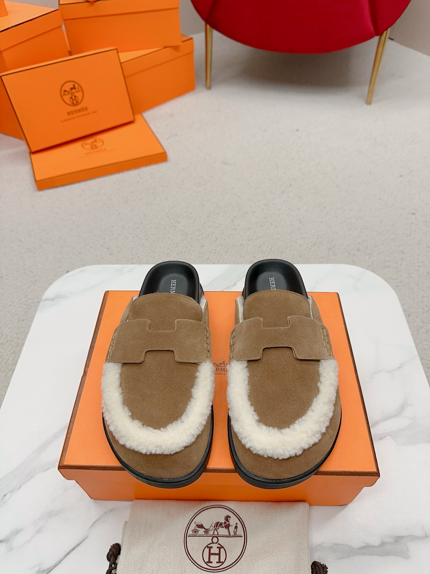 Hermes Slipper