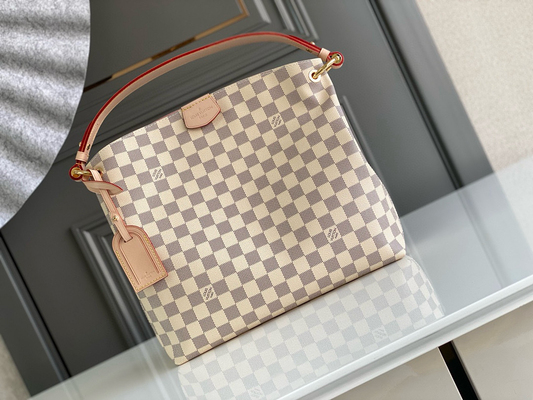 Louis Vuitton Graceful Pm