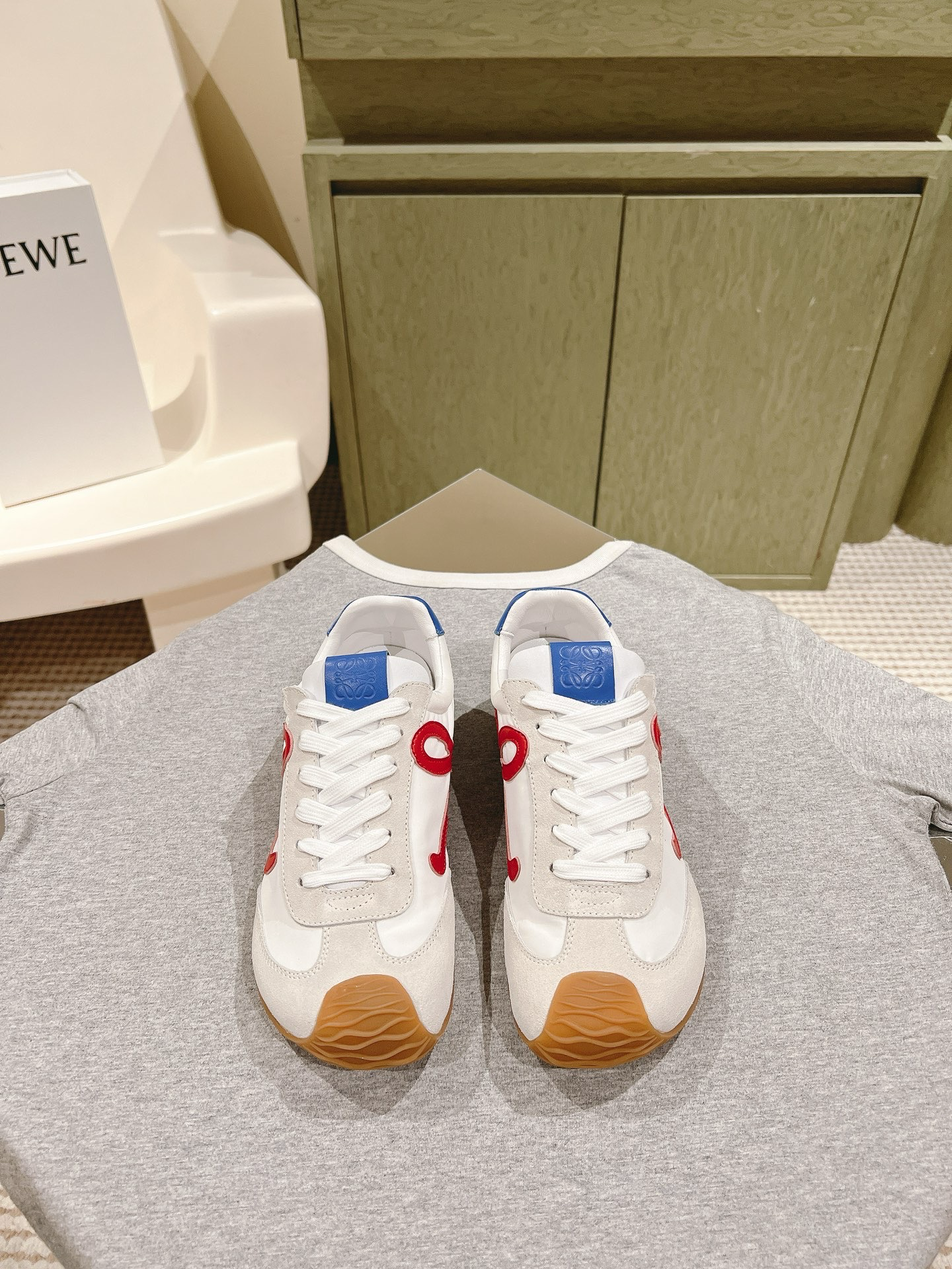 Loewe Sneaker