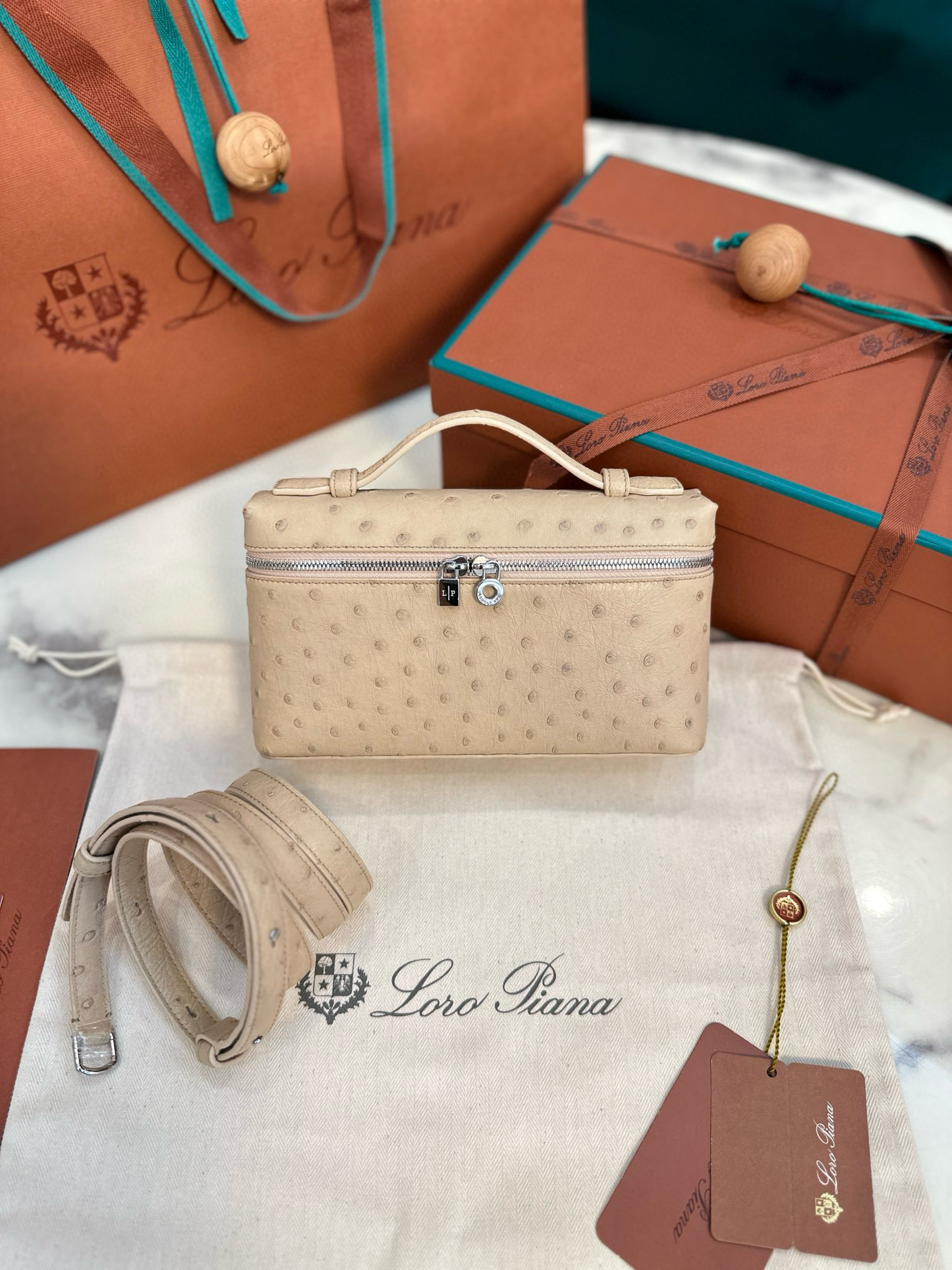 Loro Piana Extra Pocket L19 Ostrich