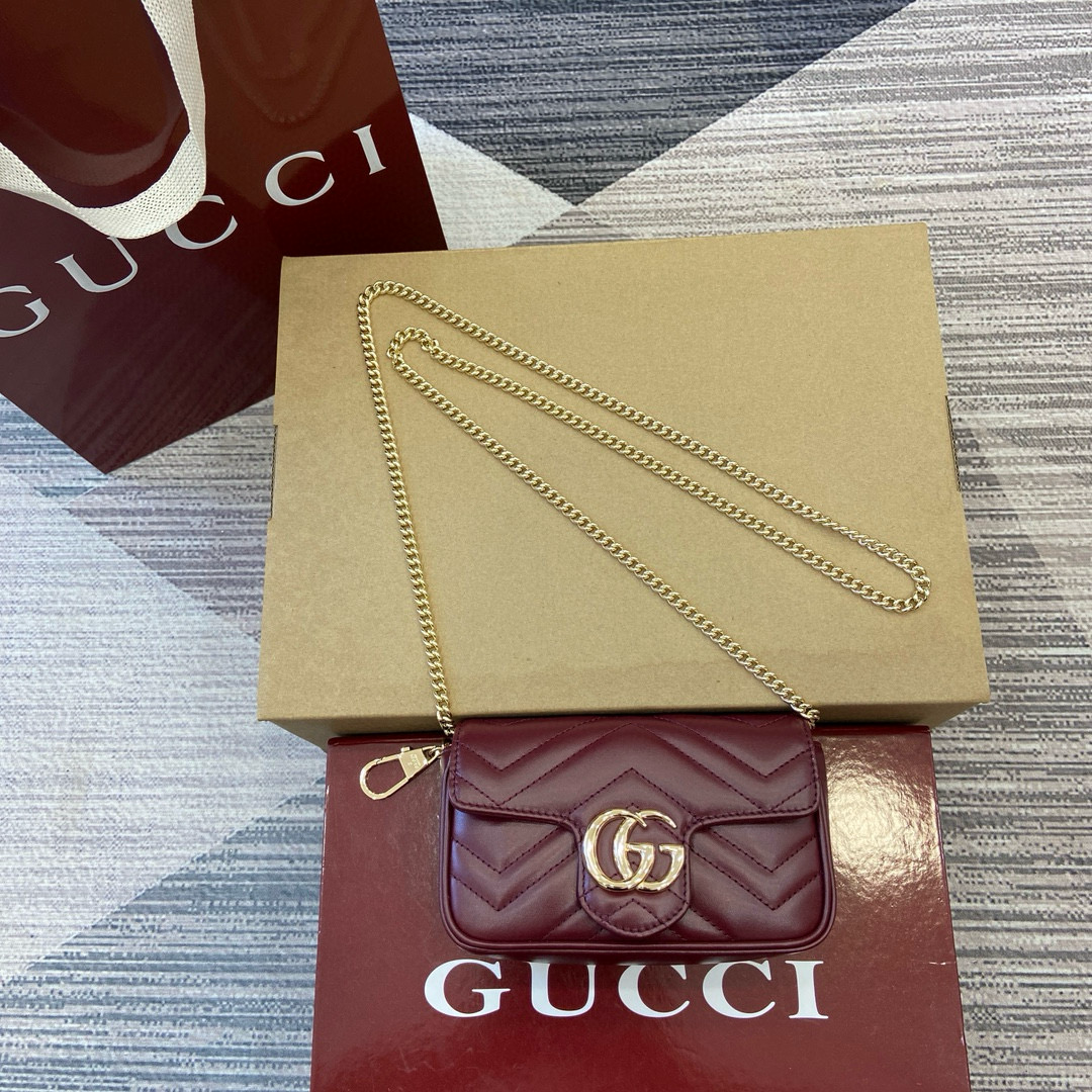 Gucci GG Marmont Super Mini