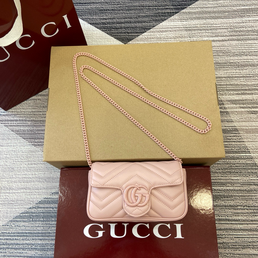 Gucci GG Marmont Super Mini