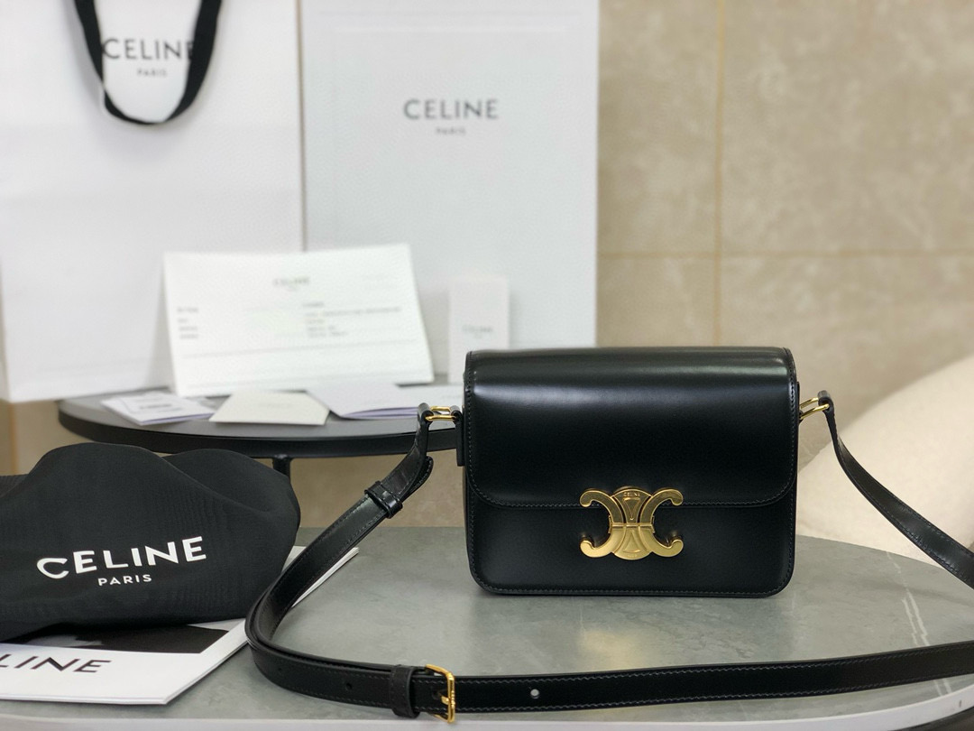 Celine Teen Triomphe