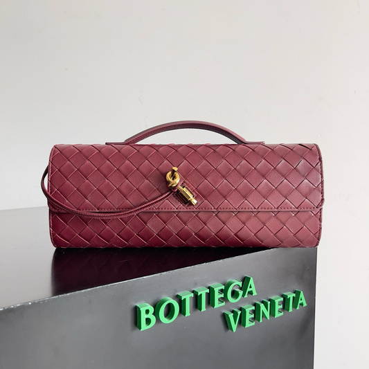 Bottega Veneta Andiamo Clutch