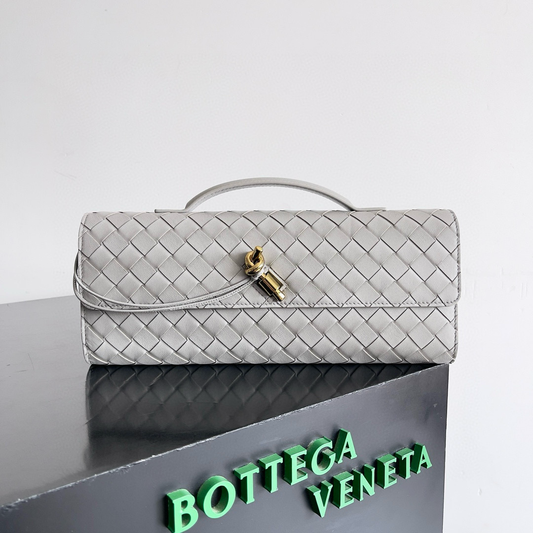 Bottega Veneta Andiamo Clutch