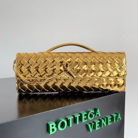 Bottega Veneta Andiamo Clutch
