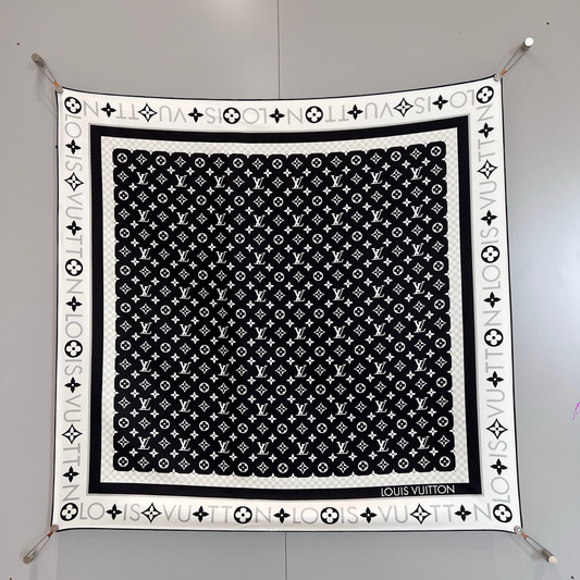 Louis Vuitton Shawl