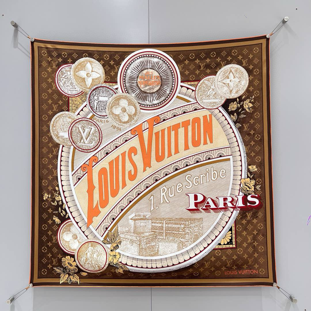 Louis Vuitton Shawl