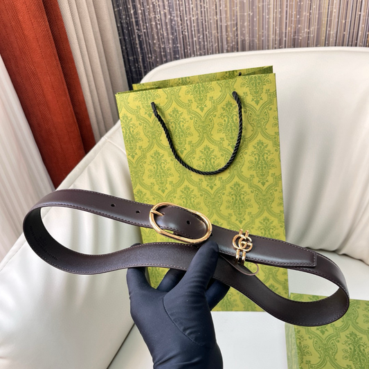 Gucci With Oval Buckle Belt